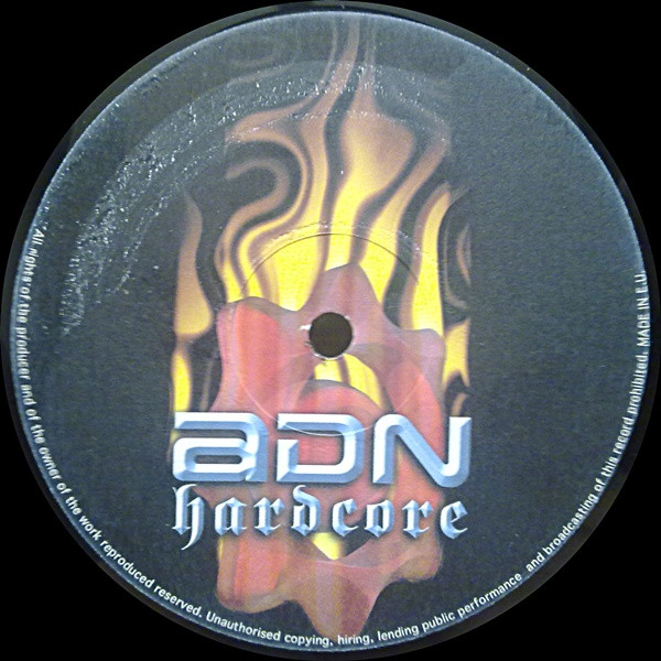 La Sierra front label