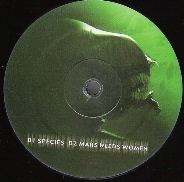 Alien Ressurection back label