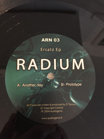 Ersatz EP back label