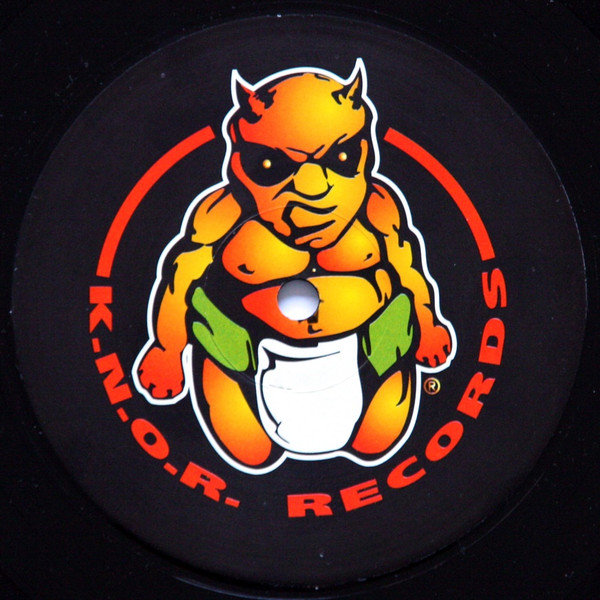 Everybody back label