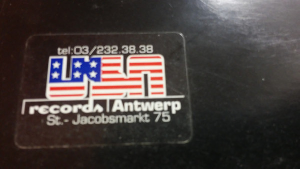 Hollow Grave back cover