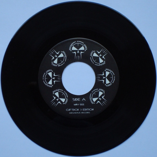 Giftbox 3 Edition front label