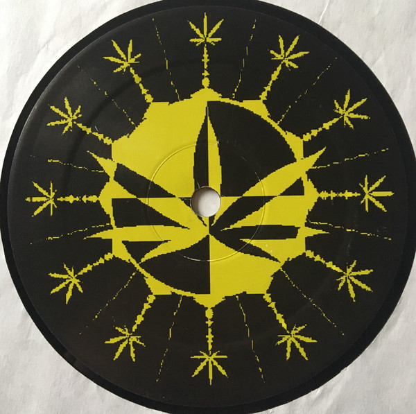 Marihuana Gets Me High back cover