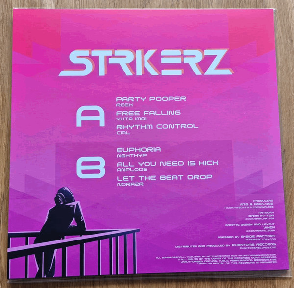Strikerz back label