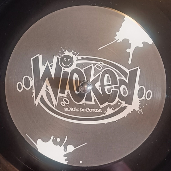 Wicked Black front label