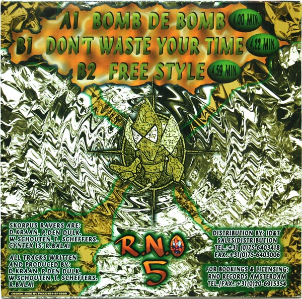 Bomb De Bomb back cover