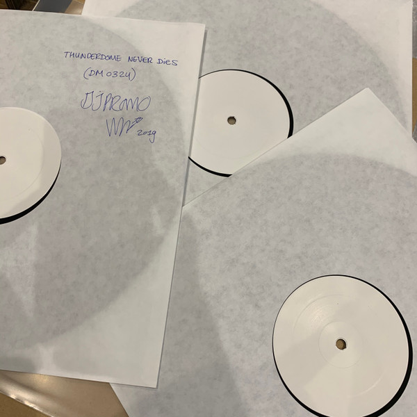 Thunderdome Never Dies back cover