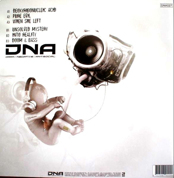 Cries And Whispers back cover