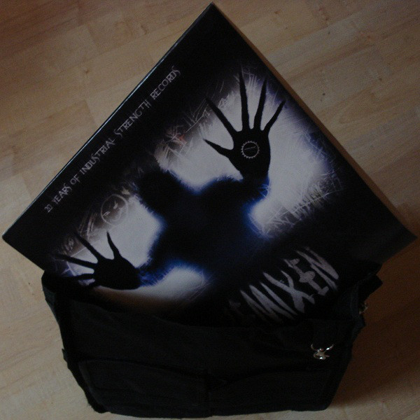 Remixen - 20 Years Of Industrial Strength Records