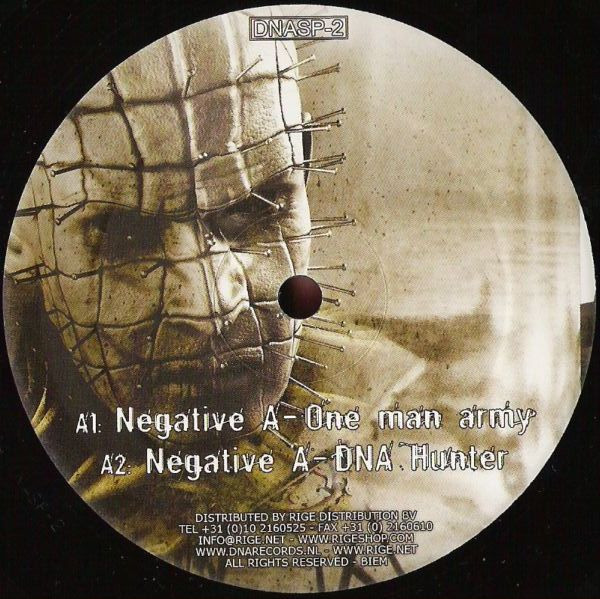 DNA Hunter front label