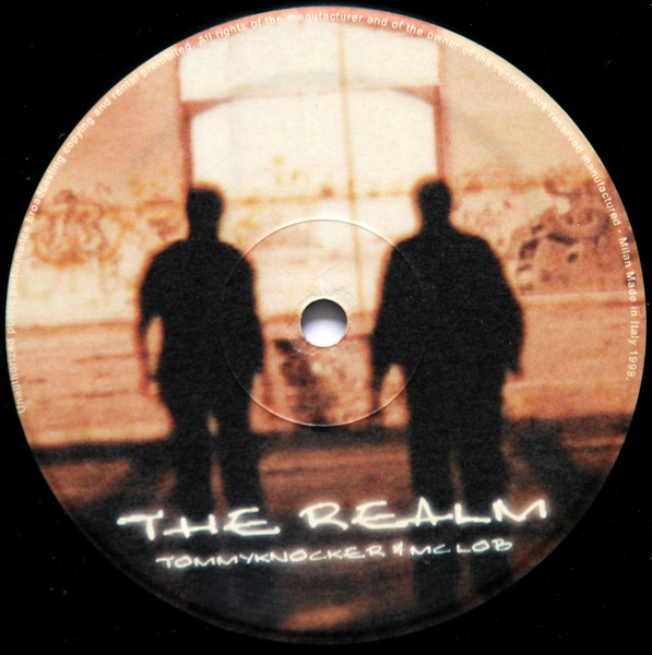 The Realm front label
